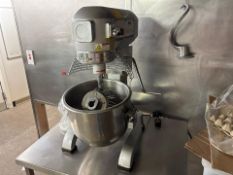 Buffalo Heavy Duty Stand Mixer- No Reserve
