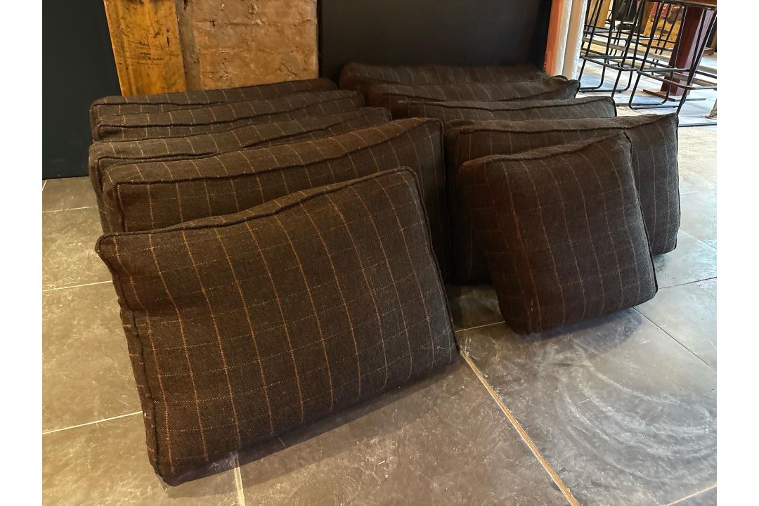 Grey Checkered Velcro Back Cushions x10 - No Reserve - Image 1 of 6