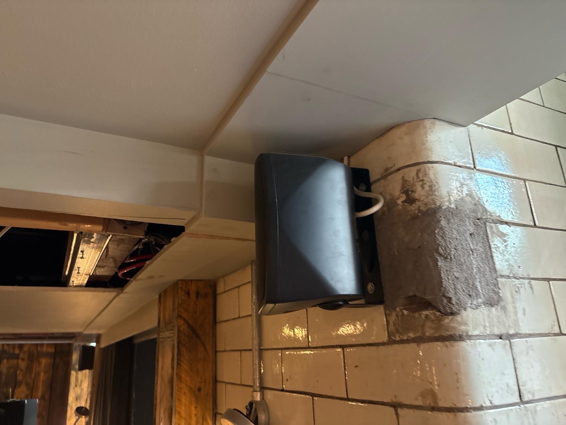 AMC Wall Speakers x8 - No Reserve - Image 7 of 9