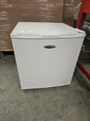 IceKing TT60 Counter Top Fridge- No Reserve