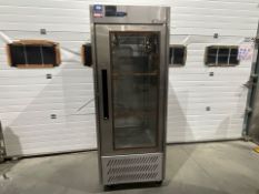 NO RESERVE Williams HJ1U Tall Fridge