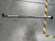 Straight Pull Down Bar - No Reserve