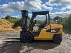 2013 Caterpillar 5.5 Tonne Gas Forklift, 3.3m Lift, Spare Hydraulic Service, 6,000 Hours