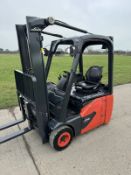 2018 Linde 1.6 Tonne Electric Forklift Container Spec, Complete With Charger