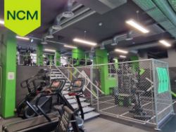 Commercial Gym Equipment From Energie Acton Due To Upgrade Incl Treadmills, Stairmasters, Cross Trainers, Pin & Plate Loaded Strength Machines