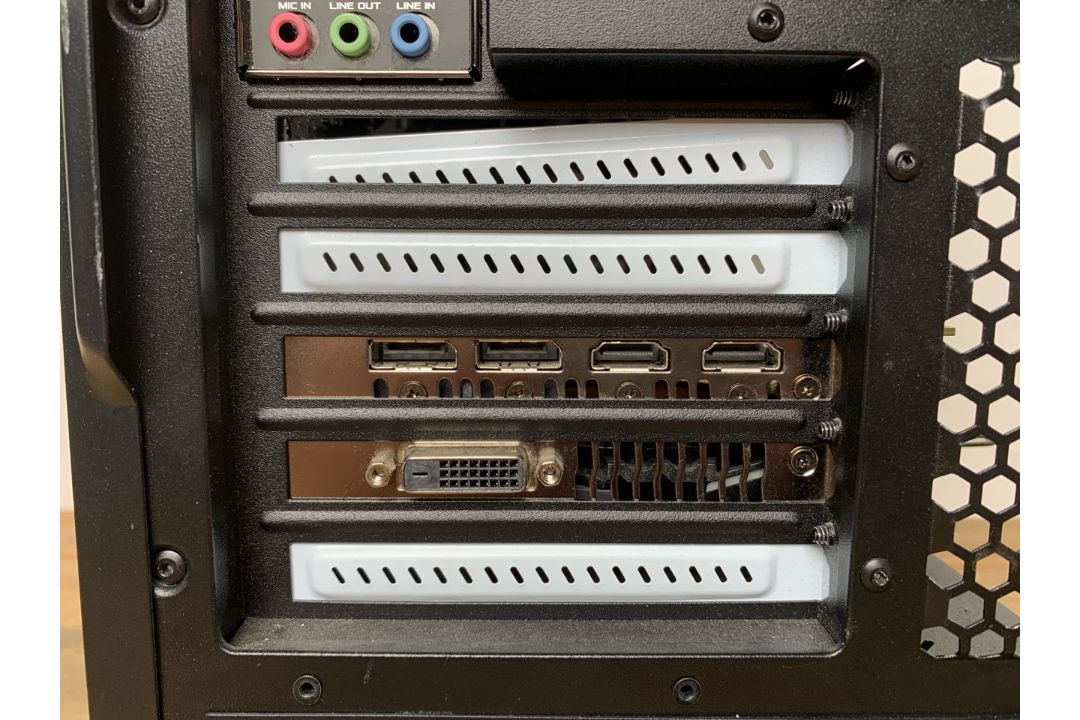 Fractal Design Mini C Case And Hardware - No Reserve - Image 8 of 18