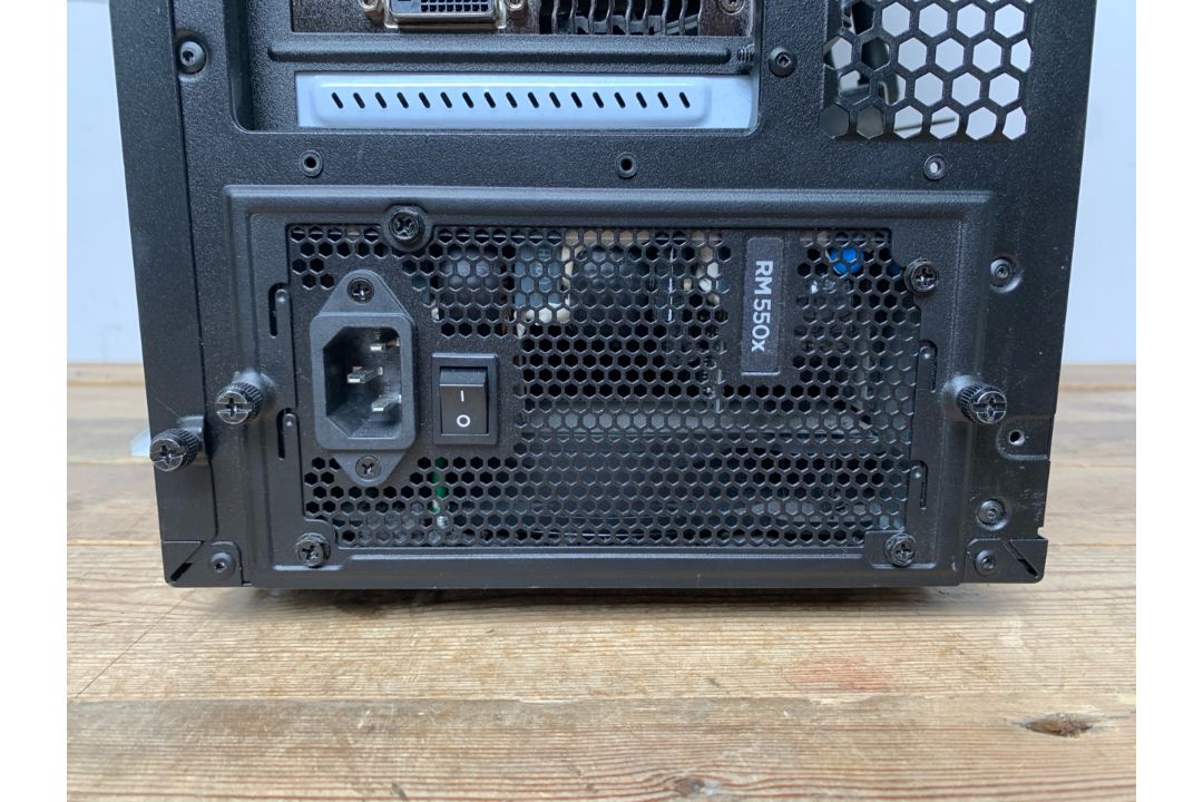 Fractal Design Mini C Case And Hardware - No Reserve - Image 6 of 18