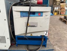 2100HP Battery Charger, No Reserve