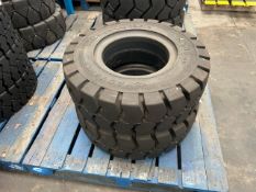 Advance Solid-Super-Lug OB-502 300-15 Tyre x2