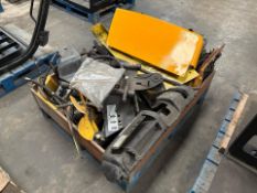 Forklift Parts Pallet For A Hyster Or Yale Forklift Truck, No Reserve
