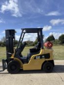 2018 Caterpillar 2.5 Tonne Lift, 4.7m Triple Mast, Side Shift, Gas, 8073 Hours