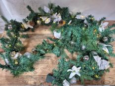 15ft LED Garland With Silver Bows And Baubles