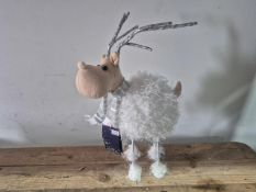 Wobbly Reindeer