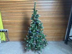 5FT Frosted Pre Lit Tree