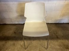White Plastic Chairs With Metal Legs x2 - No Reserve
