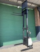 Crown ST3000 Walkie Stacker Electric Pallet Forklift, Only 666 Hours, Reserve Significantly Reduced