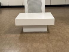 White And Grey Display Unit