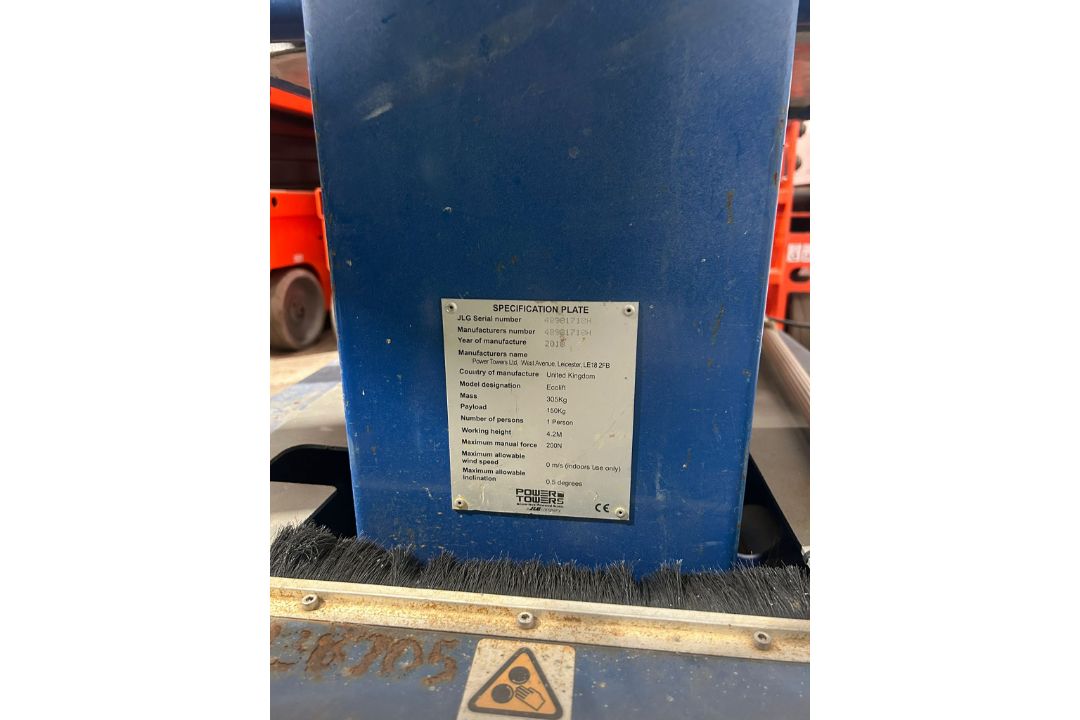 Power Tower Eco Year: 2017 4.2m working height Location- Leeds Viewing - Strictly by appointment - Image 4 of 9
