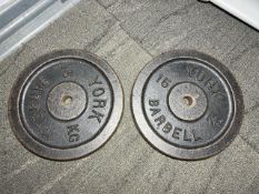 Pair Of 15kg Metal York Plates - No Reserve