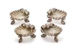 A SET OF FOUR VICTORIAN SILVER SALT CELLARS, ROBERT HENNELL, LONDON, 1864