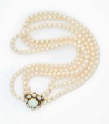 CULTURED PEARL AND OPAL NECKLACE