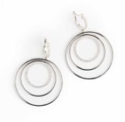 KIKI MCDONOUGH, PAIR OF DIAMOND PENDENT EARRINGS