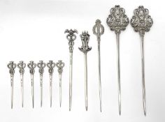 A GROUP OF VICTORIAN SILVER SKEWERS, ALL LONDON