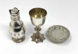 A VICTORIAN SILVER TRAVELLING COMMUNION SET, WILLIAM HUTTON & SONS, LONDON, 1884