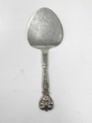 A GEORGE V ARTS AND CRAFTS SILVER CAKE SPADE, LIBERTY & CO. (CYMRIC) LTD., BIRMINGHAM, 1924