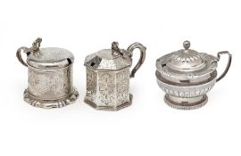 THREE ENGLISH SILVER MUSTARD POTS, ALL LONDON, 1808 / 1847