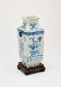A CHINESE BLUE AND WHITE VASE