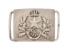 AN OFFICER'S FROSTED SILVER WAISTBELT PLATE OF THE CAMERONIANS, HM JENNENS & CO, B'HAM, 1900