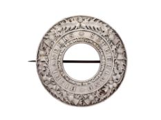 A PRE 1881 OFFICER'S PLAID BROOCH OF THE 93RD SUTHERLAND HIGHLANDERS