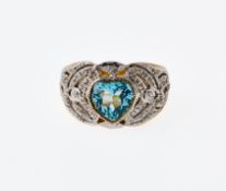 Ring mit Topasherz