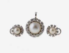 Brillantanhänger mit Ohrschmuck