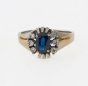 Ring mit Saphir