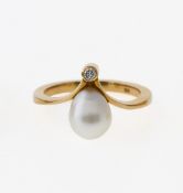 Ring mit Perle