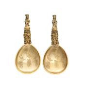 Paire de cuillers de baptême en argent, par V.Christensen, Copenhague, 1880, poinçon de garantie Sim