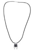 Mouawad, pendentif or gris 750 sertie d'une hématite carrée surmontant deux diamants taille brillant