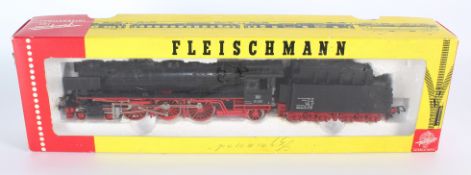 FLEISCHMANN Dampflok BR 01 (Neubaukessel)