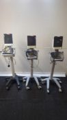 3× Mindray VS-900 Vital Signs Monitor with BP Hose on Stand – Powers Up