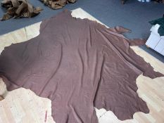 Hide Crest 100% leather tanned cow hide in Selvaggio Beaver 60.25 ft MG23