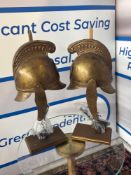 Lighting A pair of helmet lamps sophisticated. Original and chic, the pair of lamps is created