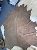 Hide Wildman and Bugby 100% leather tanned cow hide in Rustic Eagle 53.1ft MG24