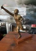 Art Decorative Accessories Modern Abstract Resin Sportsman Figurine Athlete Sculpture Statue Small