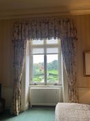 4 pairs of traditional window drapes. The ensemble comprises a gathered valance trimmed