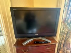 Toshiba Regza 32-inch 720p LCD Television ( Loc Room 3 )