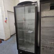 Osborne 6000 Upright Bottle Cooler: High?capacity commercial drinks chiller with fan?assisted