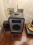 Ruark Audio R1 MK3 – Digital Radio with Integrated Speaker A compact digital radio and speaker