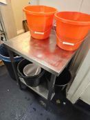 Stainless ssteel commercial preparation table with under shelf 60 x 60 x 86cm [Loc Kitchen]